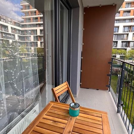 1 Room Apartment With Terrace, Slnecnice บราติสลาวา ภายนอก รูปภาพ