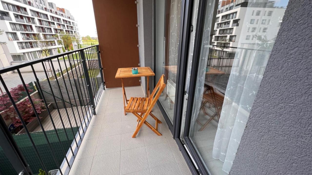 1 Room Apartment With Terrace, Slnecnice บราติสลาวา ภายนอก รูปภาพ